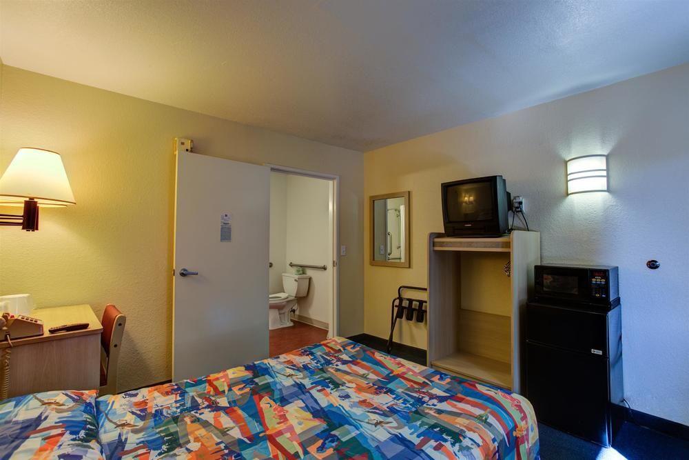Motel 6-Kelso, Wa - Mt. St. Helens Dış mekan fotoğraf