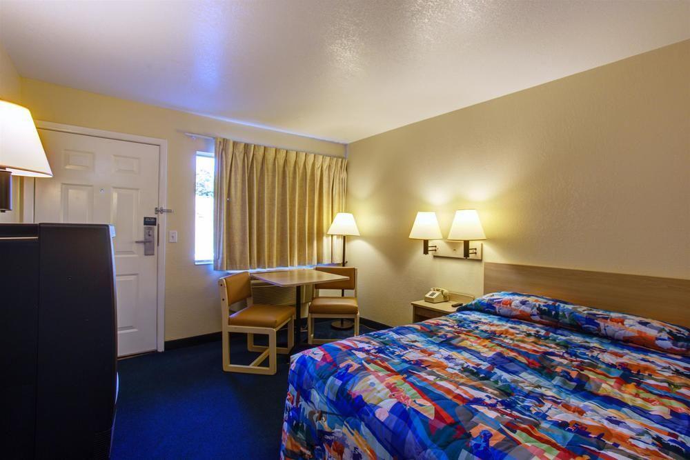 Motel 6-Kelso, Wa - Mt. St. Helens Dış mekan fotoğraf