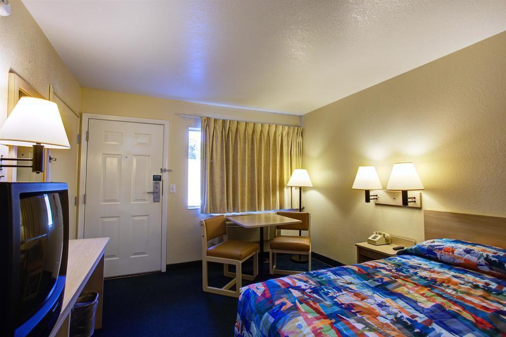 Motel 6-Kelso, Wa - Mt. St. Helens Dış mekan fotoğraf