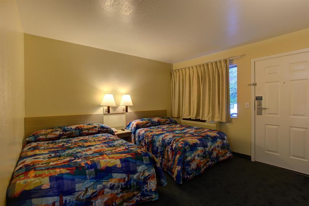Motel 6-Kelso, Wa - Mt. St. Helens Dış mekan fotoğraf