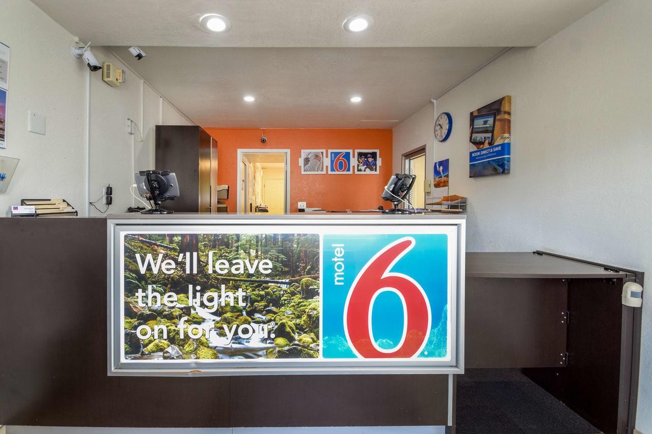 Motel 6-Kelso, Wa - Mt. St. Helens Dış mekan fotoğraf