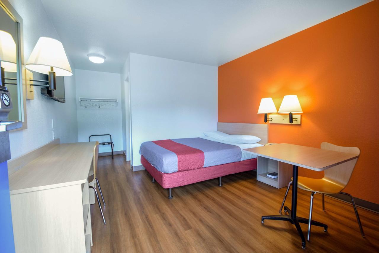 Motel 6-Kelso, Wa - Mt. St. Helens Dış mekan fotoğraf