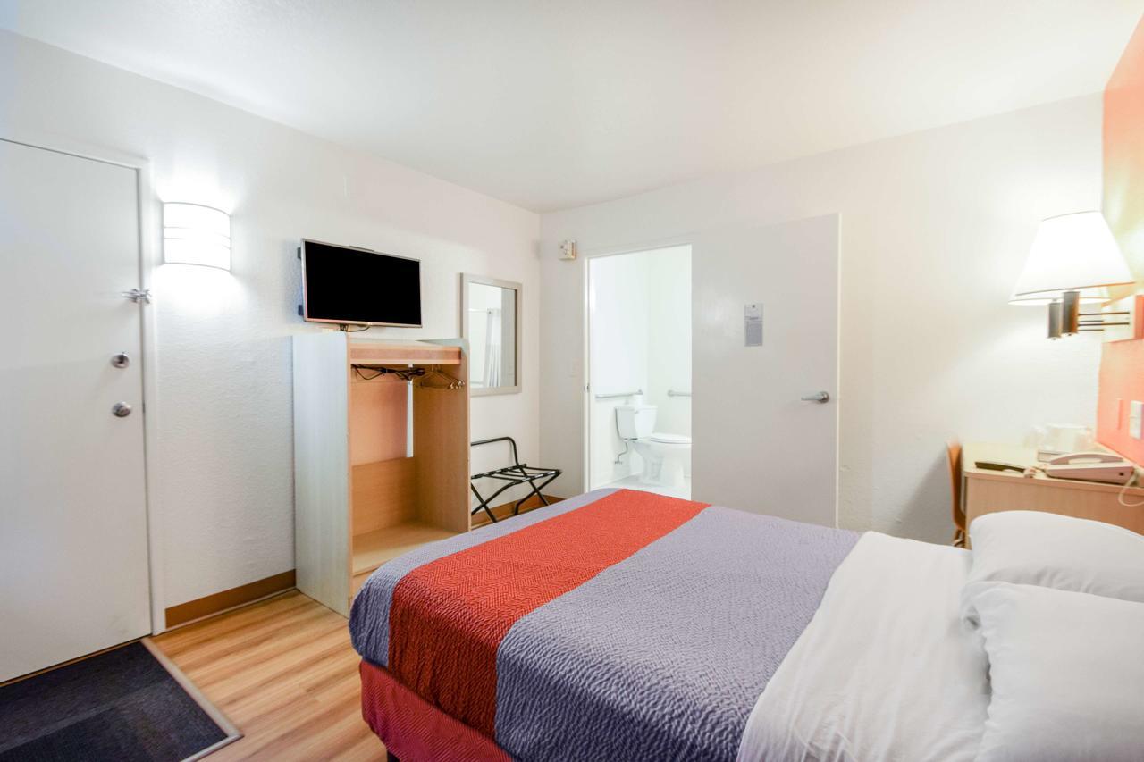Motel 6-Kelso, Wa - Mt. St. Helens Dış mekan fotoğraf