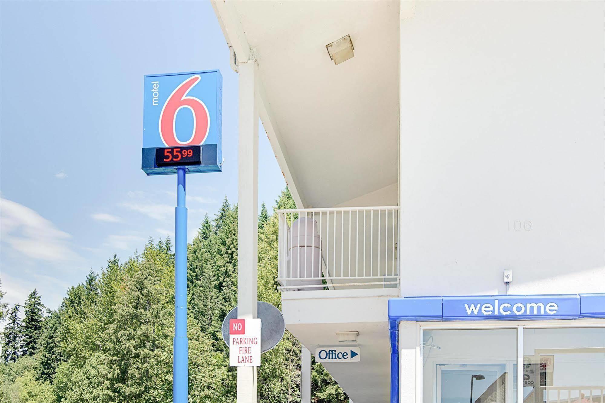 Motel 6-Kelso, Wa - Mt. St. Helens Dış mekan fotoğraf