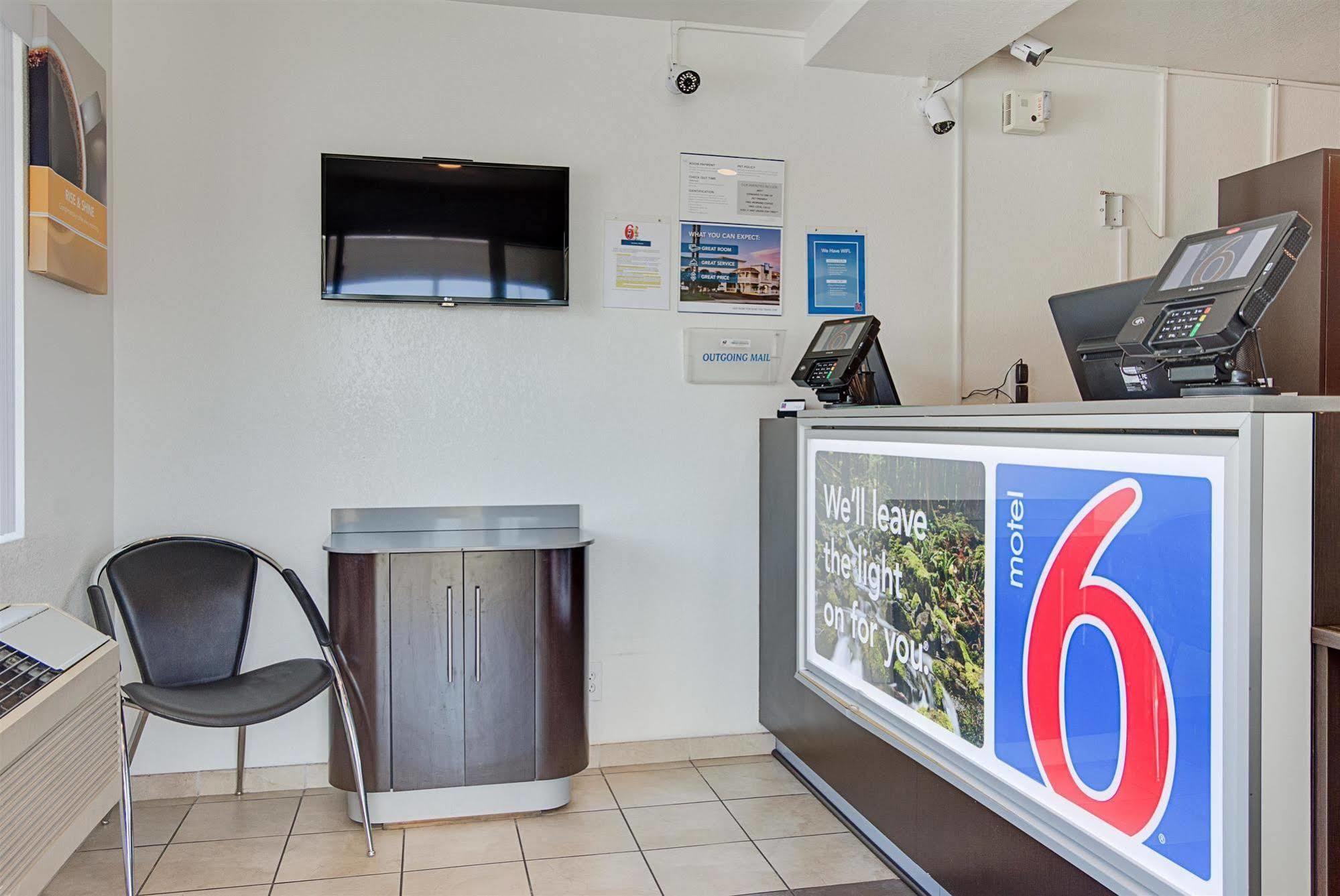 Motel 6-Kelso, Wa - Mt. St. Helens Dış mekan fotoğraf