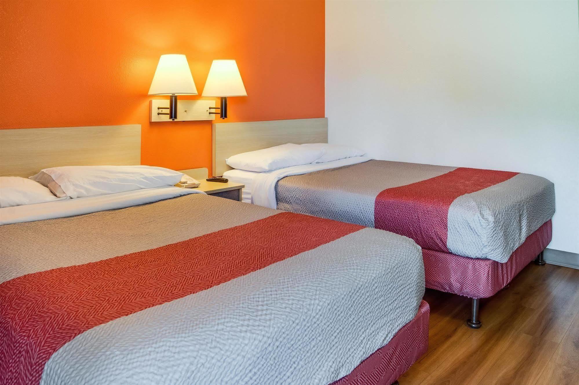 Motel 6-Kelso, Wa - Mt. St. Helens Dış mekan fotoğraf