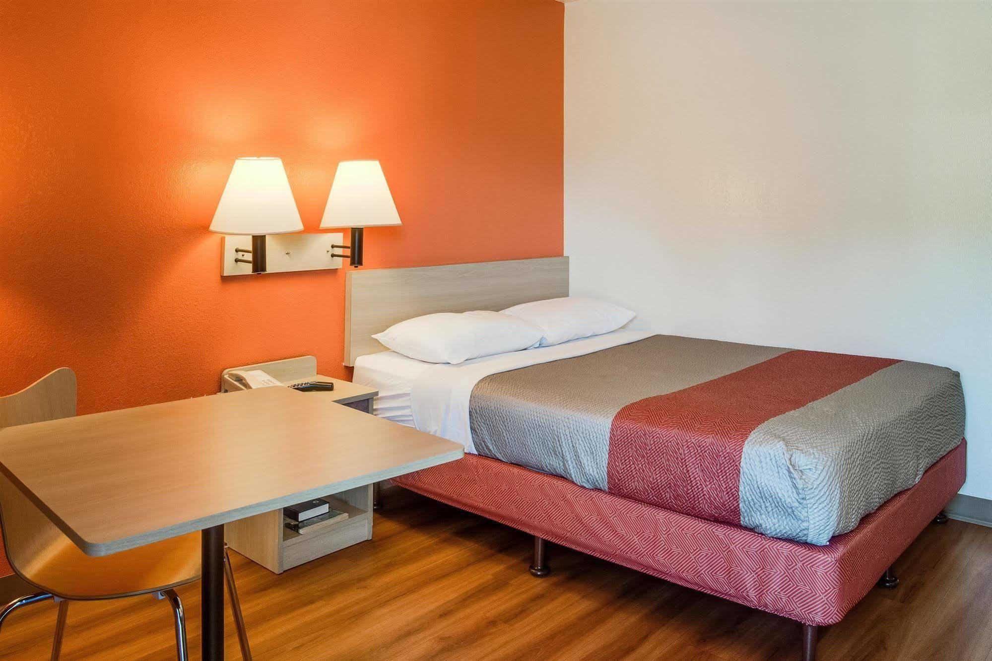 Motel 6-Kelso, Wa - Mt. St. Helens Dış mekan fotoğraf