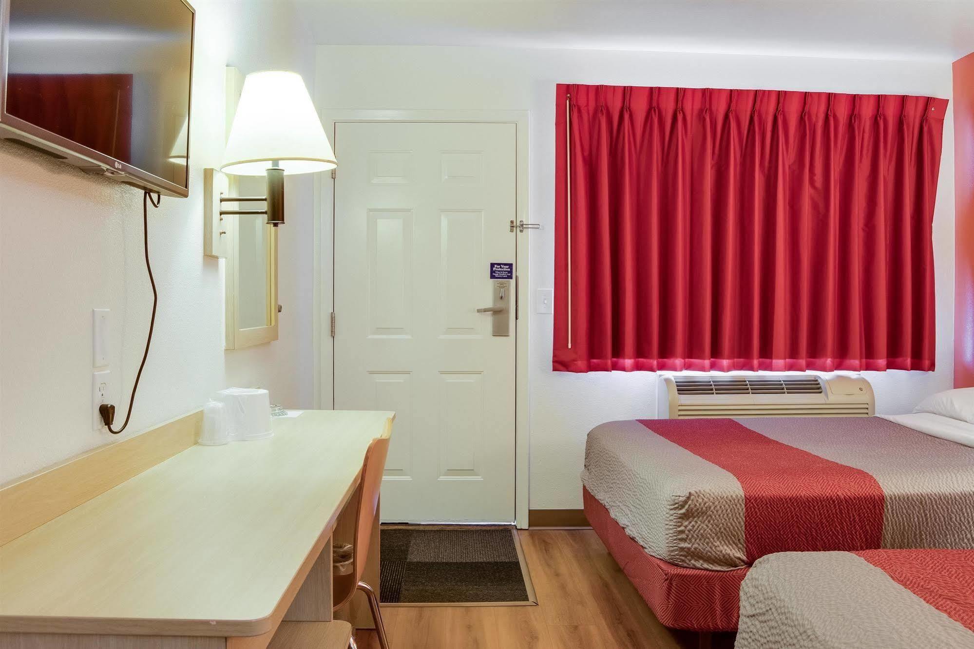 Motel 6-Kelso, Wa - Mt. St. Helens Dış mekan fotoğraf