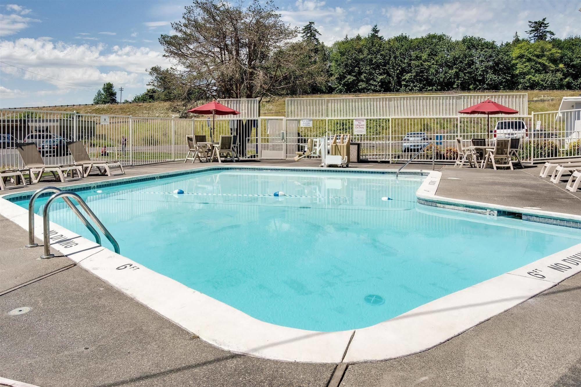 Motel 6-Kelso, Wa - Mt. St. Helens Dış mekan fotoğraf
